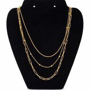 Elegant Gold Layered Necklace